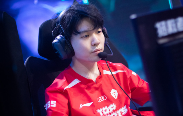 开云中国-Rookie重要时刻出色防守，巴塞罗那带队取胜！-开云中国