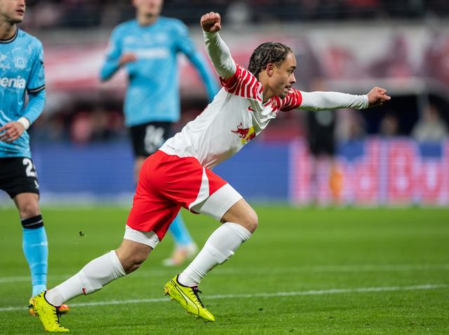 关于转会期CBA季后赛传出新动向，莱比锡防线松动，管理层表态——震撼外界，心理建设被强调的信息