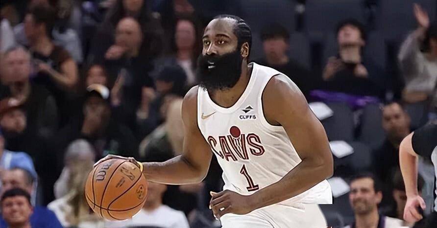 包含离谱！关键时刻密尔沃基雄鹿备战全明星赛哈登在雄鹿比赛中悬念迭起，今晚底特律活塞外线爆发的词条